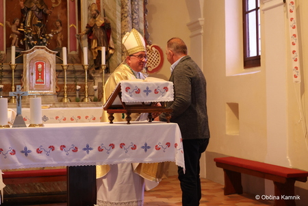 Blagoslov nove strehe na cerkvi sv. Miklavža (2)